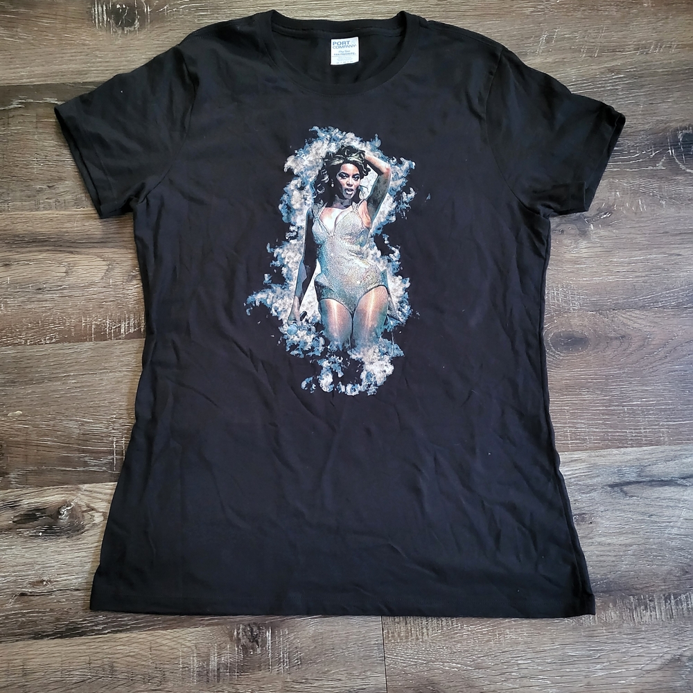 ❄️💚Beyonce Graphic T-Shirt